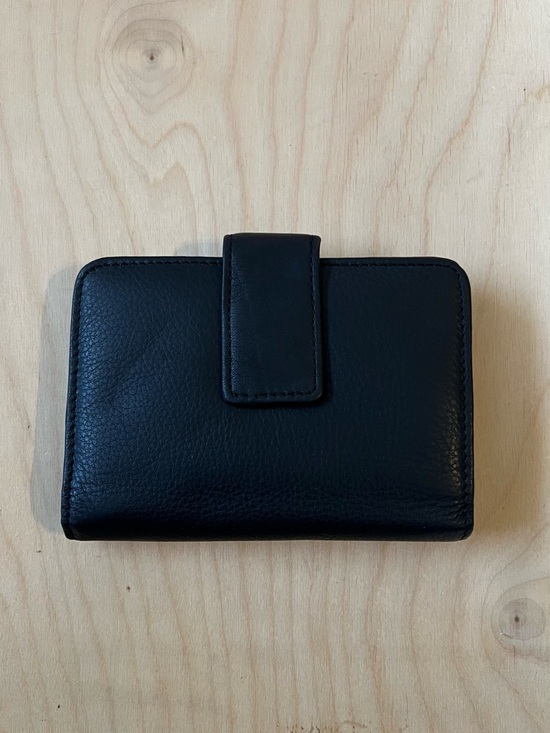 Fossil Handbags - Fossil Classic Black Leather Snap Wallet
